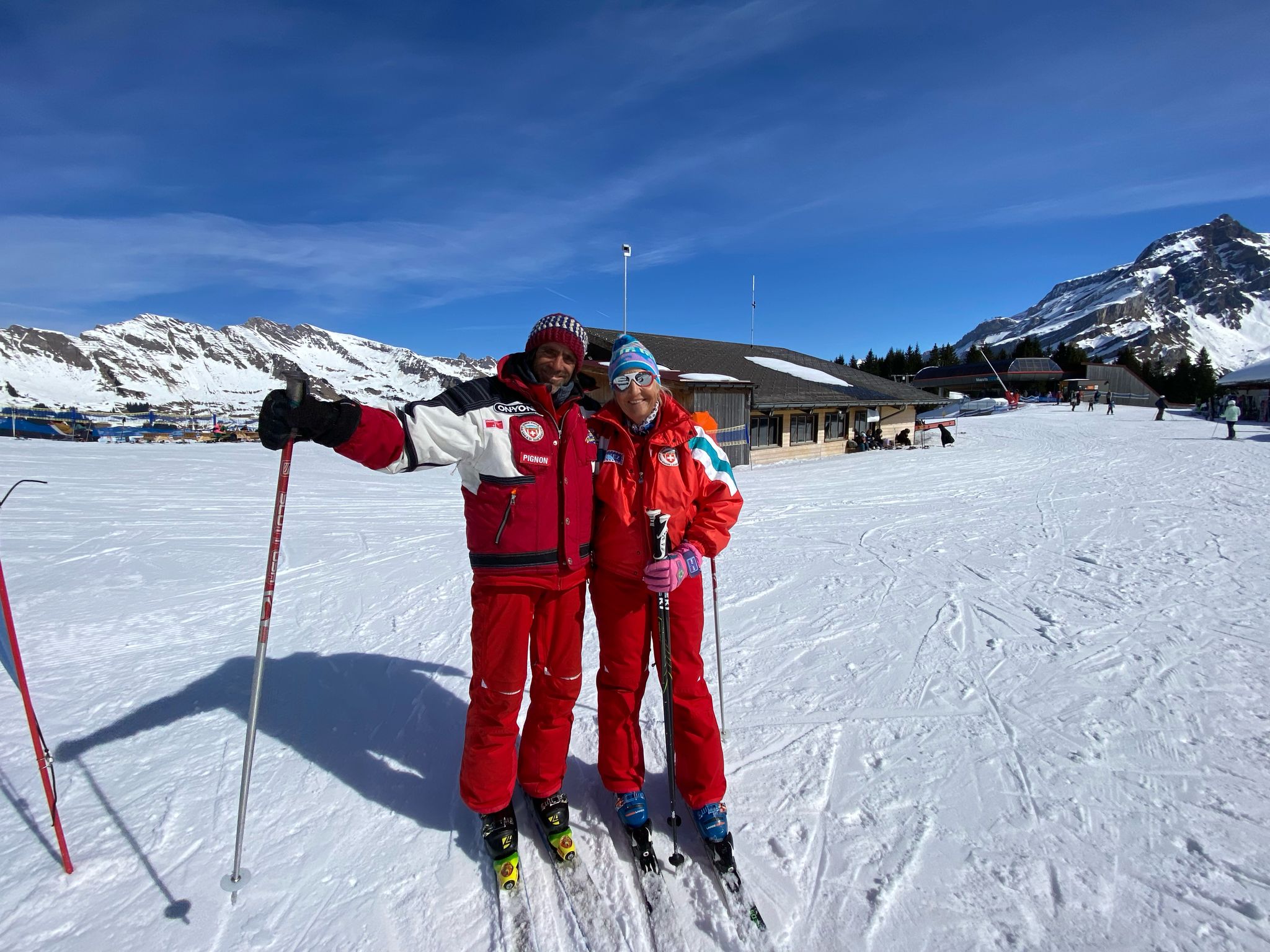 photo carnaval - Liliane - Pignon 2025 Cours de ski privé - Matin 2h ou 2h30 - Vacances scolaires – Image 1